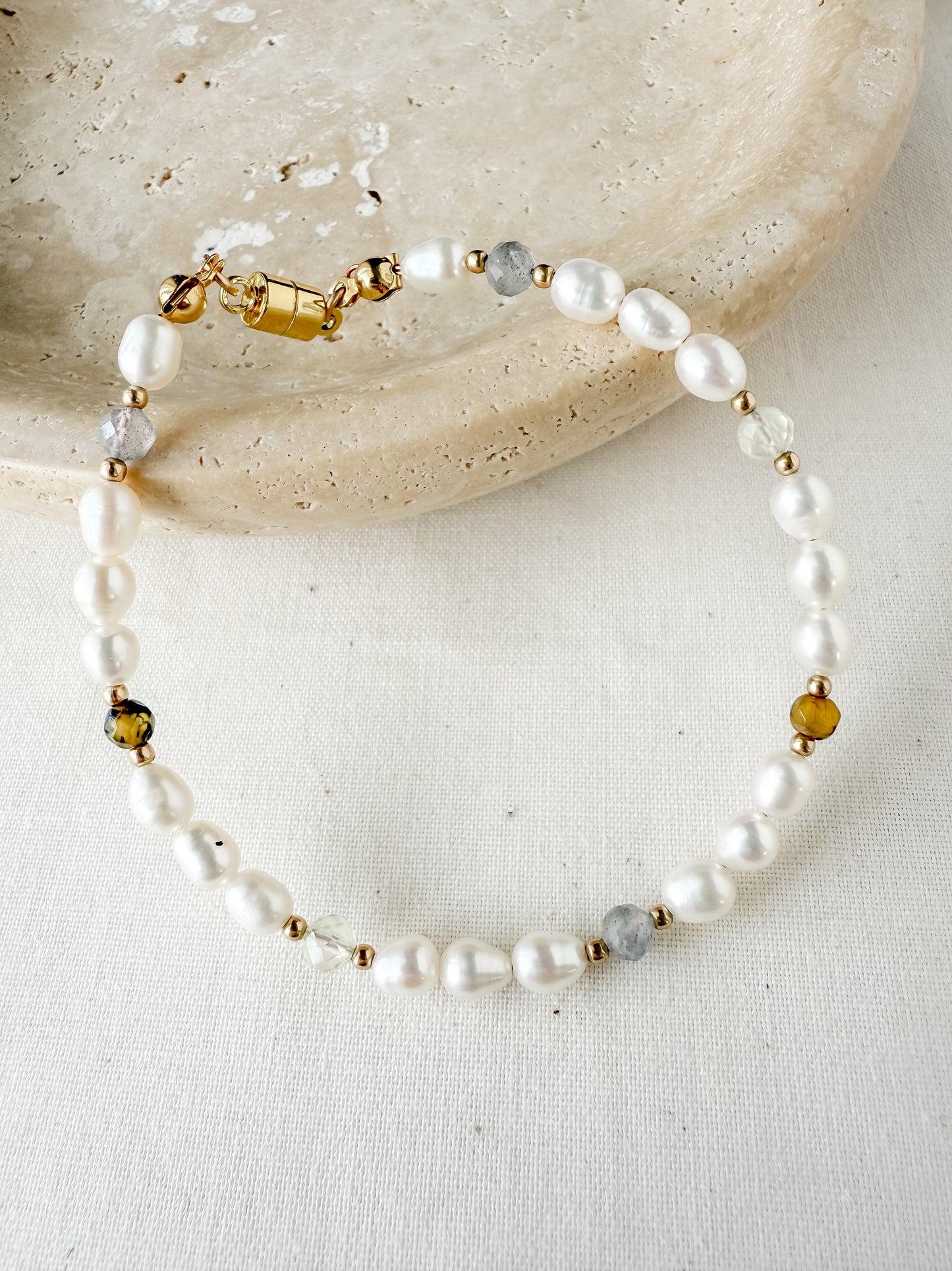 Celeste Pearl Bracelet
