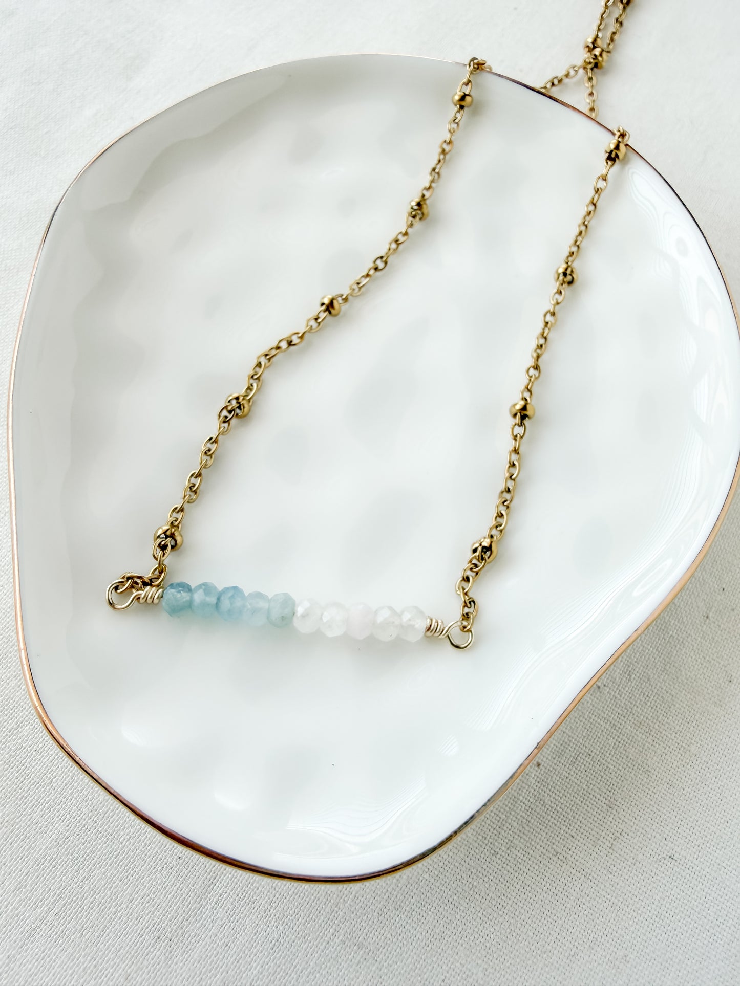 Seafoam Bar Necklace